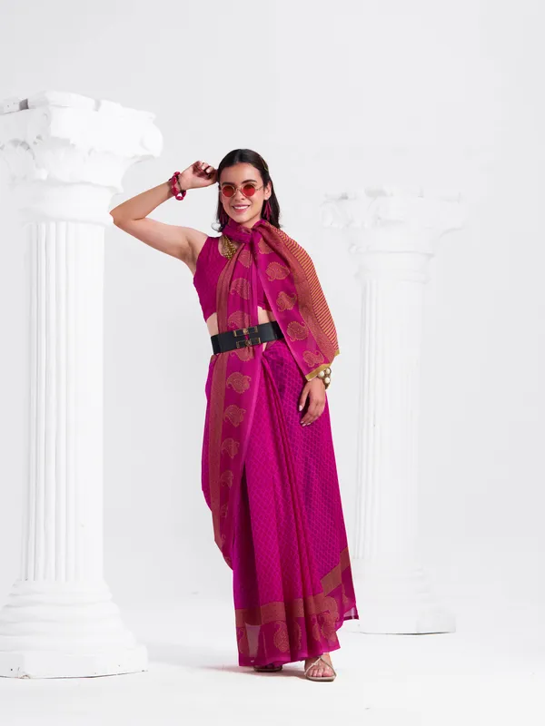 Women's_Stylish_Printed_Georgette_Saree_with_Matching_Unstitched_Blouse_Piece