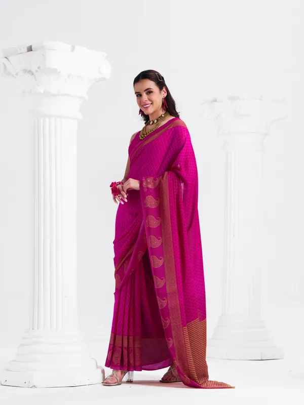 Women's_Stylish_Printed_Georgette_Saree_with_Matching_Unstitched_Blouse_Piece