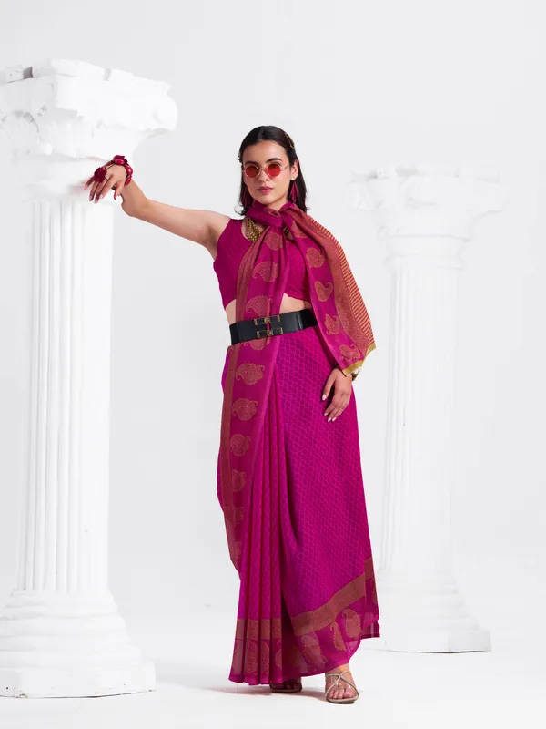 Women's_Stylish_Printed_Georgette_Saree_with_Matching_Unstitched_Blouse_Piece