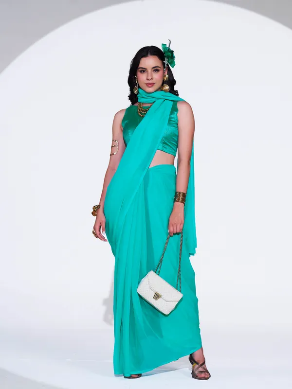 Women's_Stylish_Plain_Georgette_Saree_With_Unstitched_Blouse_Piece