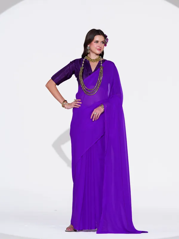 Women's_Stylish_Plain_Georgette_Saree_With_Unstitched_Blouse_Piece