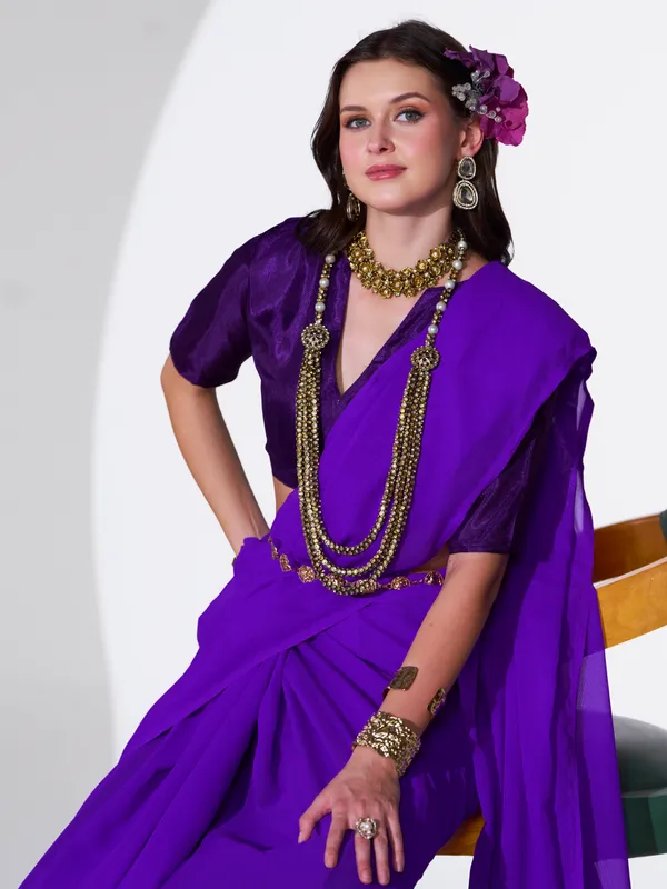Women's_Stylish_Plain_Georgette_Saree_With_Unstitched_Blouse_Piece