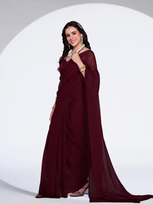 Women's_Stylish_Plain_Georgette_Saree_With_Unstitched_Blouse_Piece