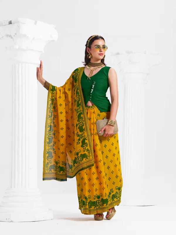 Women's_Stylish_Printed_Georgette_Saree_with_Matching_Unstitched_Blouse_Piece