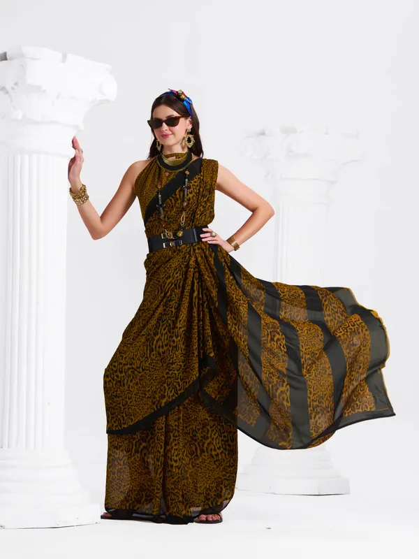 Women's_Stylish_Printed_Georgette_Saree_with_Matching_Unstitched_Blouse_Piece