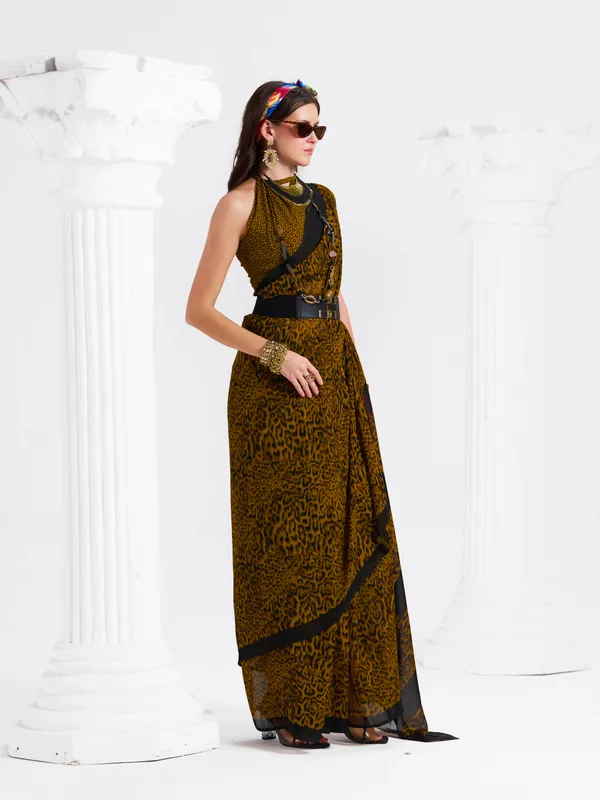 Women's_Stylish_Printed_Georgette_Saree_with_Matching_Unstitched_Blouse_Piece