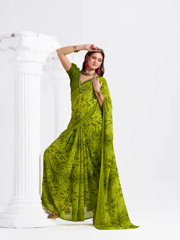 Women's_Stylish_Printed_Georgette_Saree_with_Matching_Unstitched_Blouse_Piece