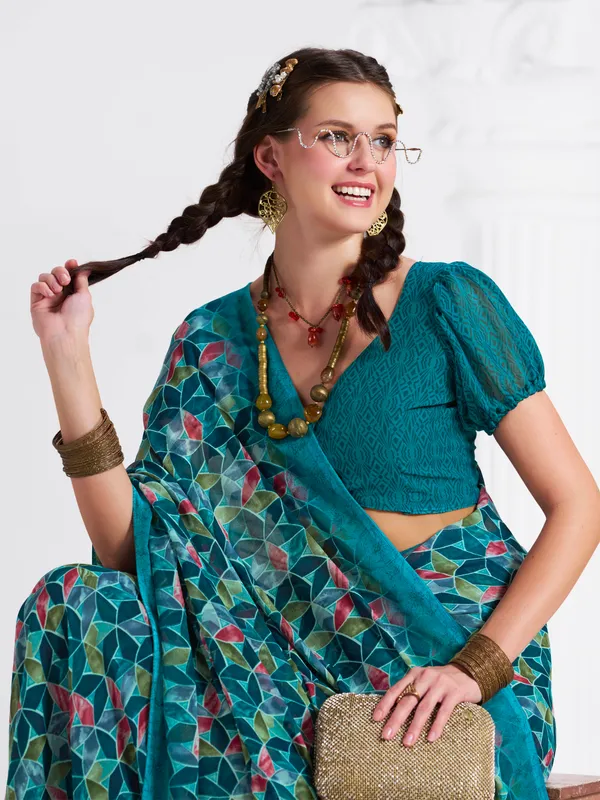 Women's_Stylish_Printed_Georgette_Saree_with_Matching_Unstitched_Blouse_Piece
