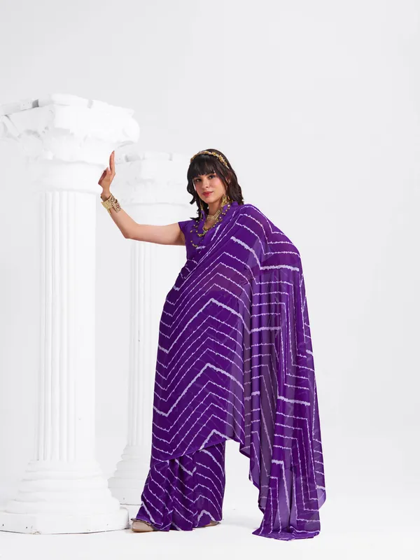 Women's_Stylish_Printed_Georgette_Saree_with_Matching_Unstitched_Blouse_Piece