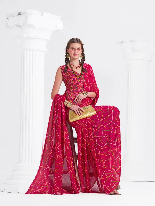 Women's_Stylish_Printed_Georgette_Saree_with_Matching_Unstitched_Blouse_Piece