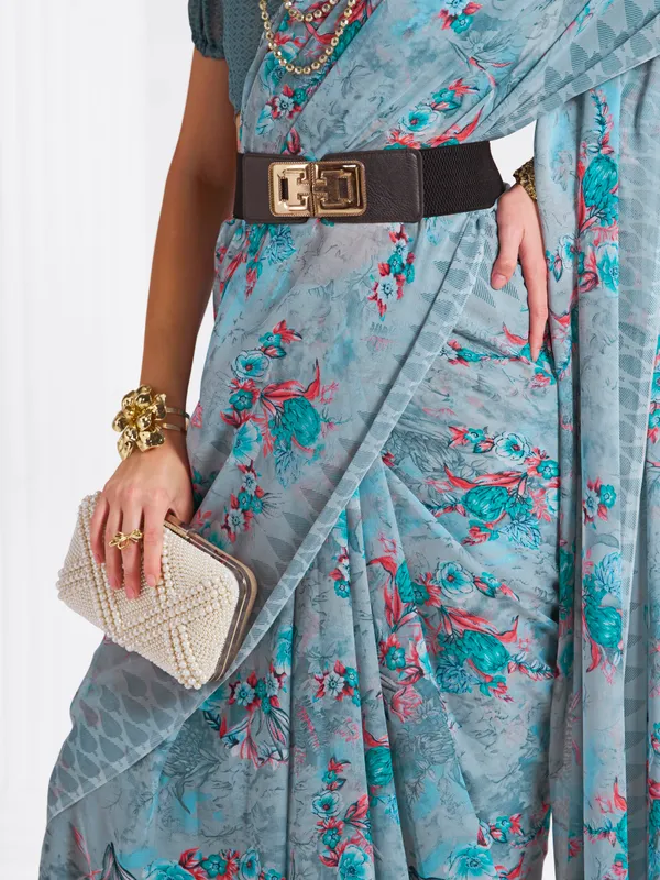 Women's_Stylish_Printed_Georgette_Saree_with_Matching_Unstitched_Blouse_Piece