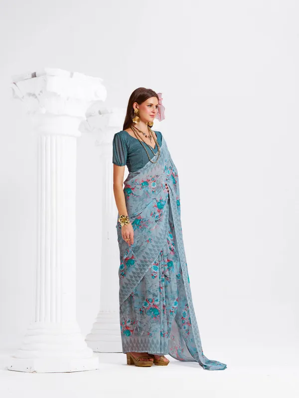 Women's_Stylish_Printed_Georgette_Saree_with_Matching_Unstitched_Blouse_Piece