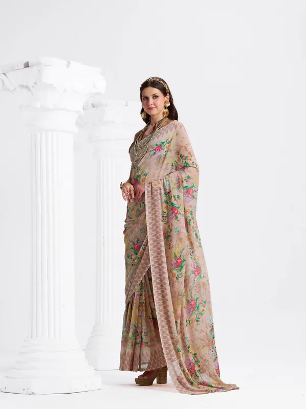 Women's_Stylish_Printed_Georgette_Saree_with_Matching_Unstitched_Blouse_Piece