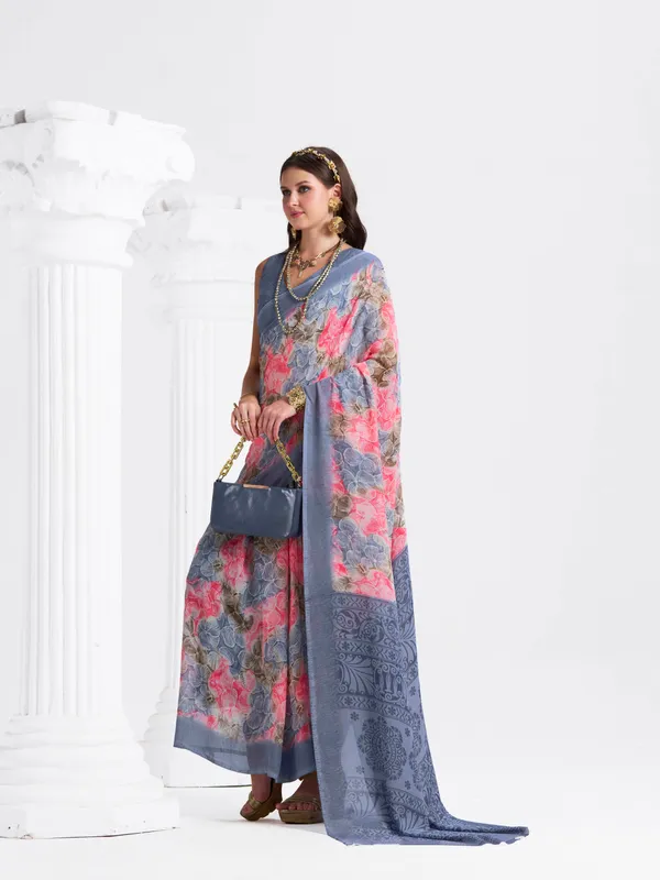 Women's_Stylish_Printed_Georgette_Saree_with_Matching_Unstitched_Blouse_Piece