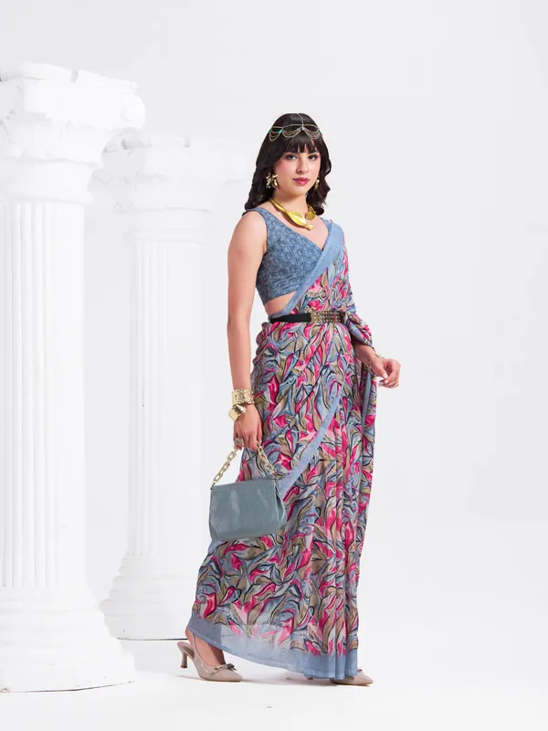 Women's_Stylish_Printed_Georgette_Saree_with_Matching_Unstitched_Blouse_Piece