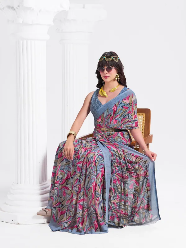 Women's_Stylish_Printed_Georgette_Saree_with_Matching_Unstitched_Blouse_Piece