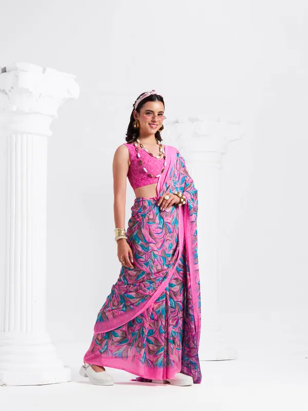 Women's_Stylish_Printed_Georgette_Saree_with_Matching_Unstitched_Blouse_Piece