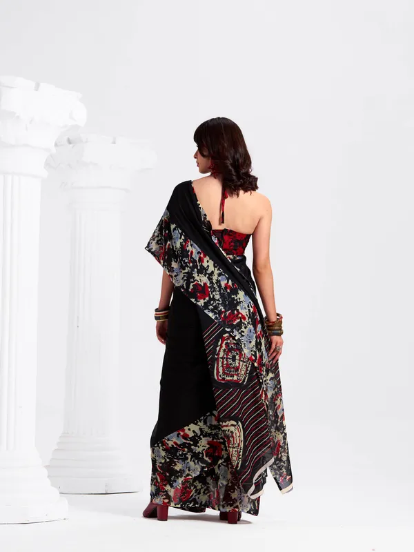 Women's_Stylish_Printed_Georgette_Saree_with_Matching_Unstitched_Blouse_Piece