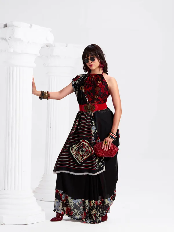 Women's_Stylish_Printed_Georgette_Saree_with_Matching_Unstitched_Blouse_Piece