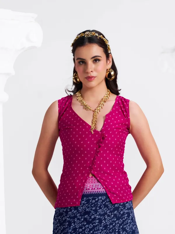 Women's_Stylish_Printed_Georgette_Saree_with_Matching_Unstitched_Blouse_Piece