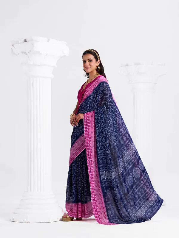 Women's_Stylish_Printed_Georgette_Saree_with_Matching_Unstitched_Blouse_Piece