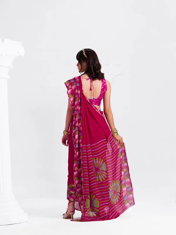 Women's_Stylish_Printed_Georgette_Saree_with_Matching_Unstitched_Blouse_Piece