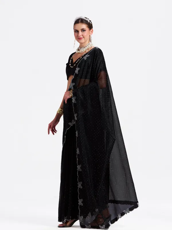 Women's_Stylish_Beautiful_Soft_Net_Diamond_Lace_Border_Saree_With_Unstitched_Blouse