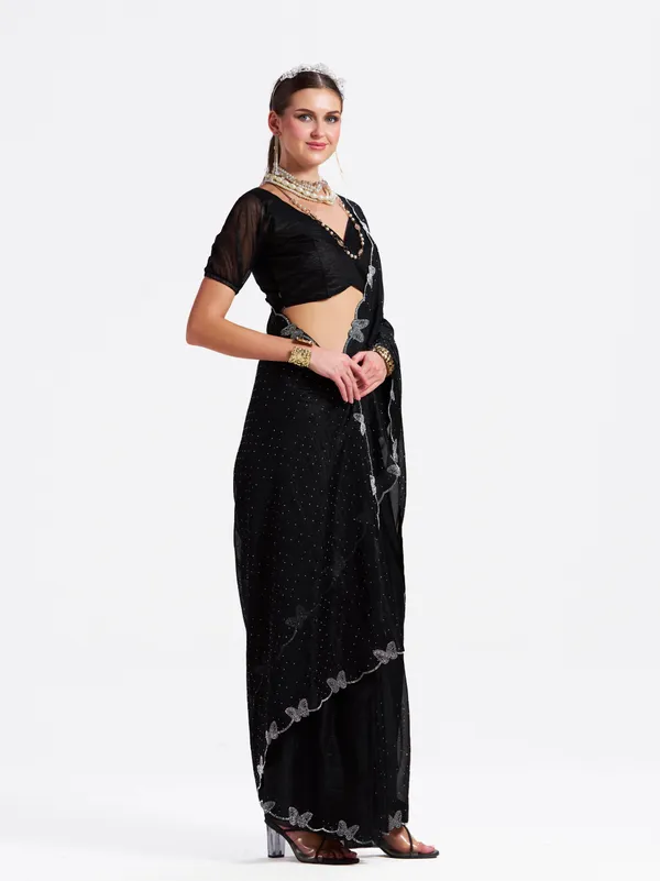 Women's_Stylish_Beautiful_Soft_Net_Diamond_Lace_Border_Saree_With_Unstitched_Blouse