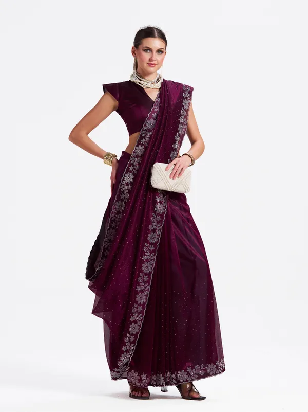 Women's_Stylish_Beautiful_Soft_Net_Diamond_Lace_Border_Saree_With_Unstitched_Blouse