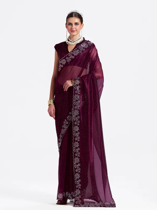 Women's_Stylish_Beautiful_Soft_Net_Diamond_Lace_Border_Saree_With_Unstitched_Blouse