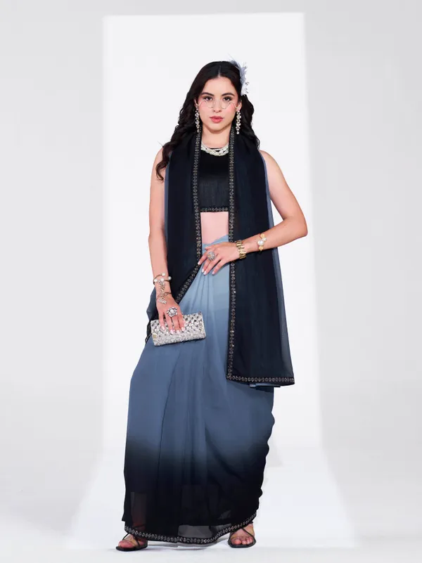 Women's_Stylish_Plain_Georgette_Lace_Border_Saree_With_Unstitched_Blouse_Piece