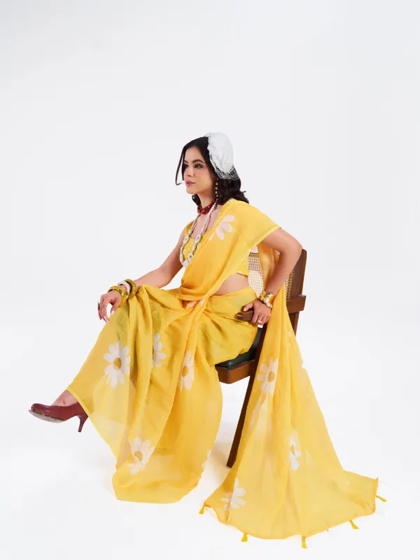 Digital_Print_Cotton_Linen_Saree_With_Unstitched_Blouse_Piece