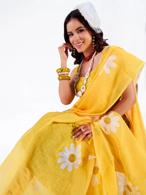 Digital_Print_Cotton_Linen_Saree_With_Unstitched_Blouse_Piece