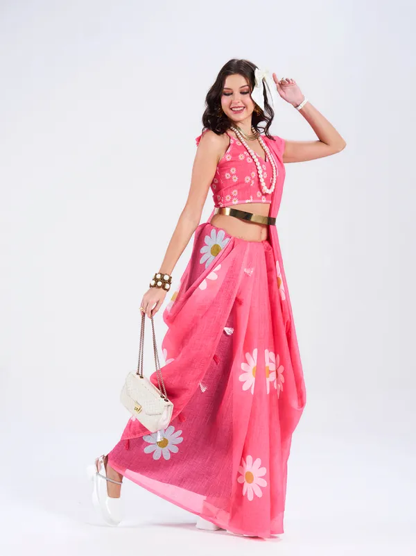 Digital_Print_Cotton_Linen_Saree_With_Unstitched_Blouse_Piece