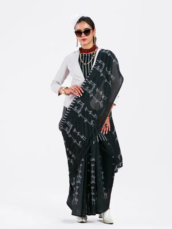 Digital_Print_Cotton_Linen_Saree_With_Unstitched_Blouse_Piece