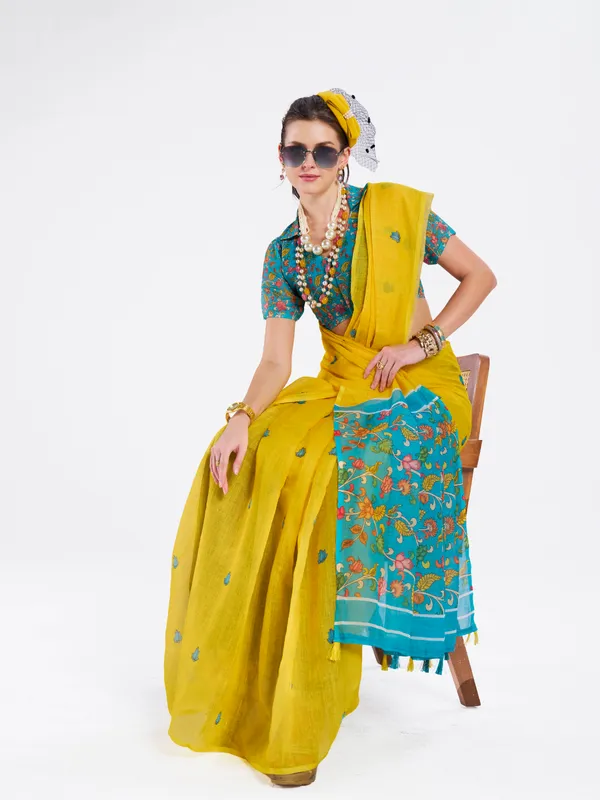 Digital_Print_Cotton_Linen_Saree_With_Unstitched_Blouse_Piece