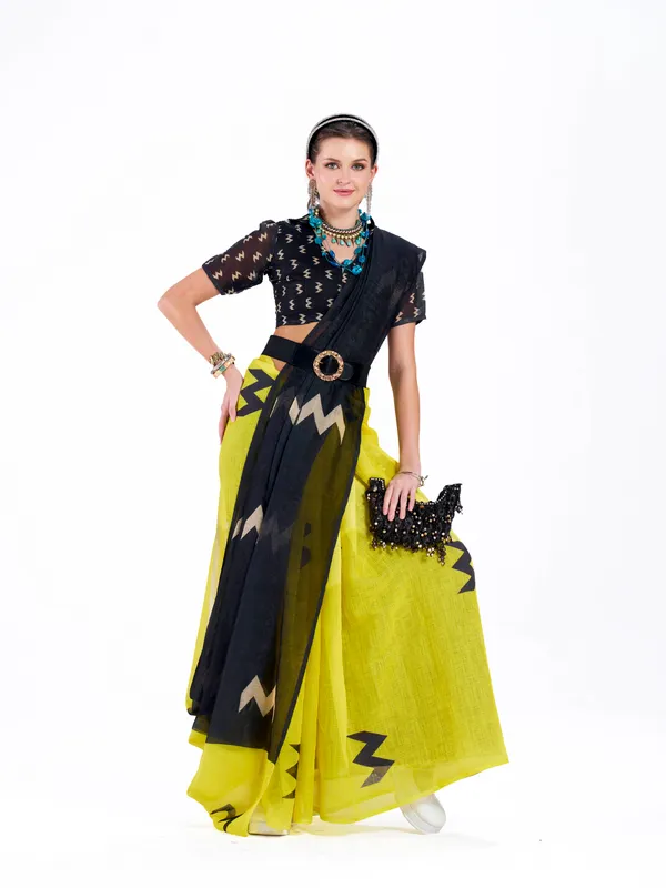 Digital_Print_Cotton_Linen_Saree_With_Unstitched_Blouse_Piece