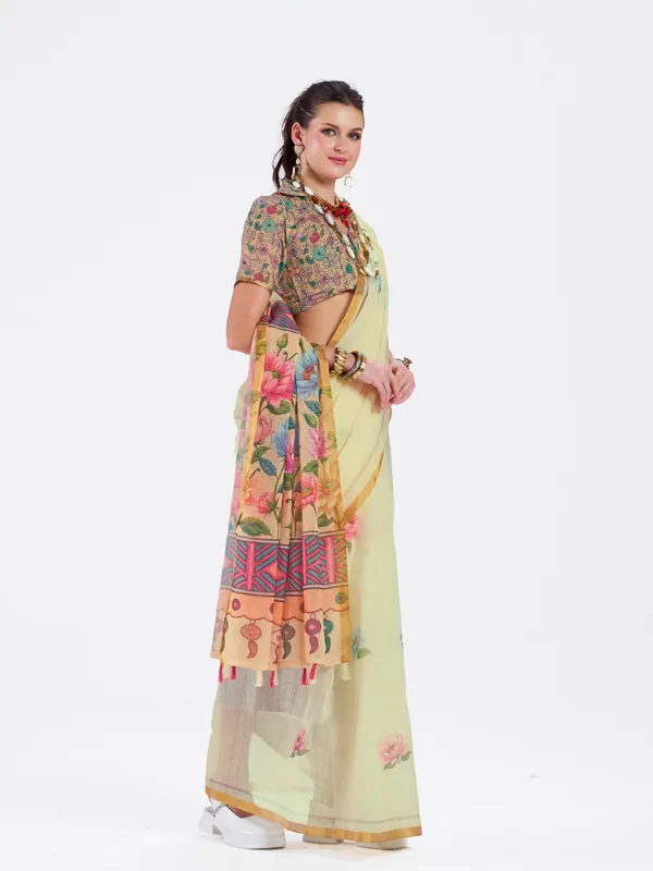 Digital_Print_Cotton_Linen_Saree_With_Unstitched_Blouse_Piece
