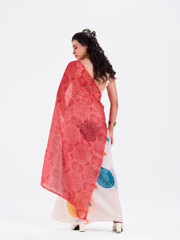 Digital_Print_Cotton_Linen_Saree_With_Unstitched_Blouse_Piece