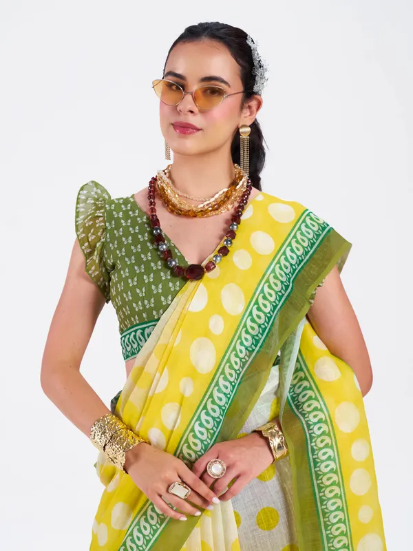 Digital_Print_Cotton_Linen_Saree_With_Unstitched_Blouse_Piece
