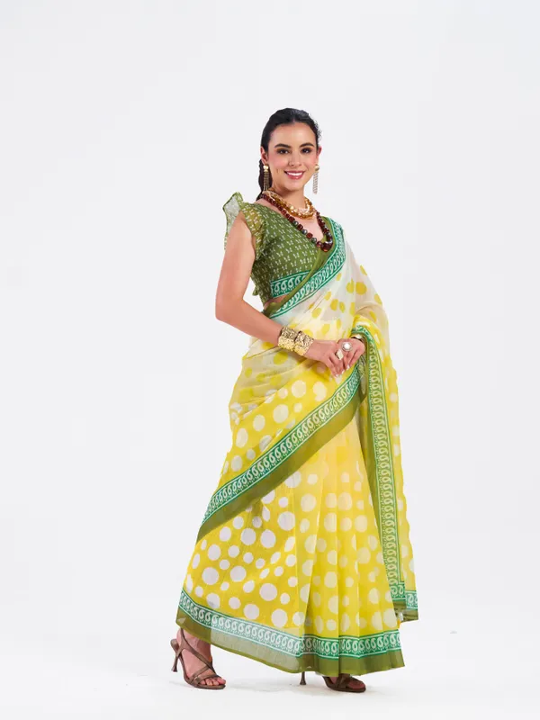 Digital_Print_Cotton_Linen_Saree_With_Unstitched_Blouse_Piece