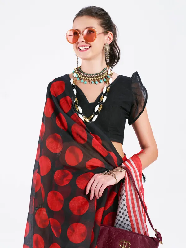 Digital_Print_Cotton_Linen_Saree_With_Unstitched_Blouse_Piece