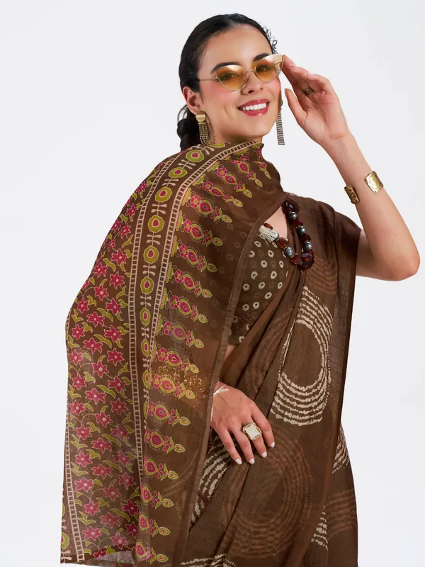 Digital_Print_Cotton_Linen_Saree_With_Unstitched_Blouse_Piece