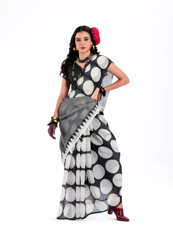 Digital_Print_Cotton_Linen_Saree_With_Unstitched_Blouse_Piece
