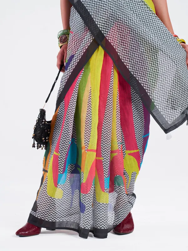 Digital_Print_Cotton_Linen_Saree_With_Unstitched_Blouse_Piece