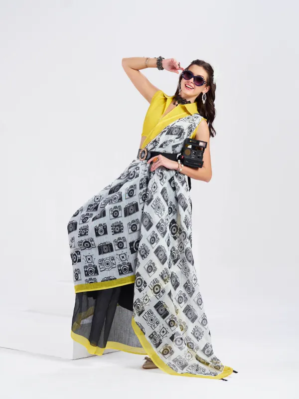 Digital_Print_Cotton_Linen_Saree_With_Unstitched_Blouse_Piece