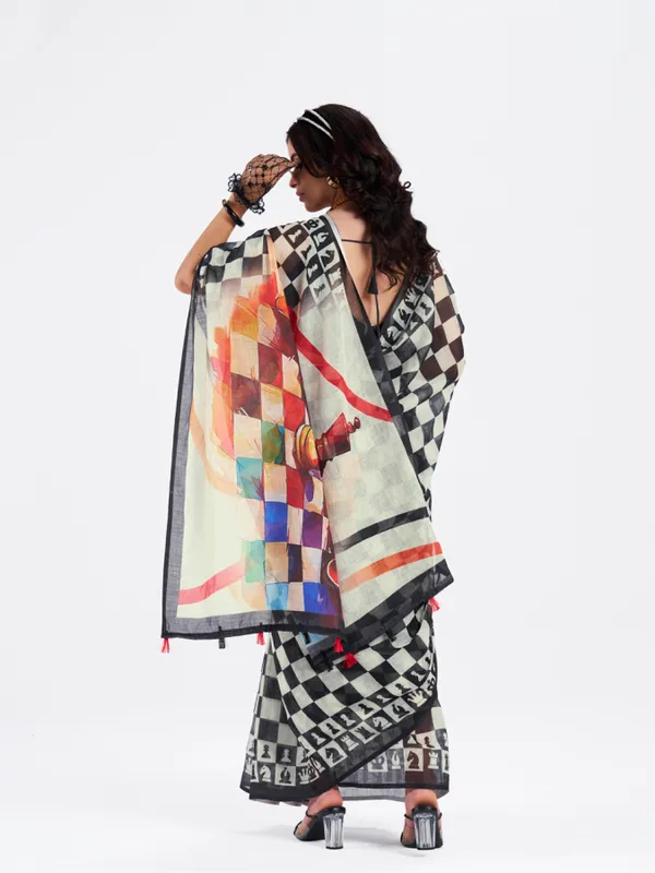 Digital_Print_Cotton_Linen_Saree_With_Unstitched_Blouse_Piece
