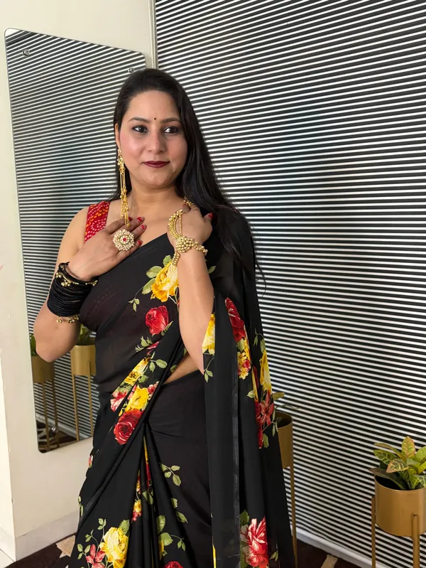 Printed_Daily_Wear_Georgette_Saree_With_Unstitched_Blouse_Piece