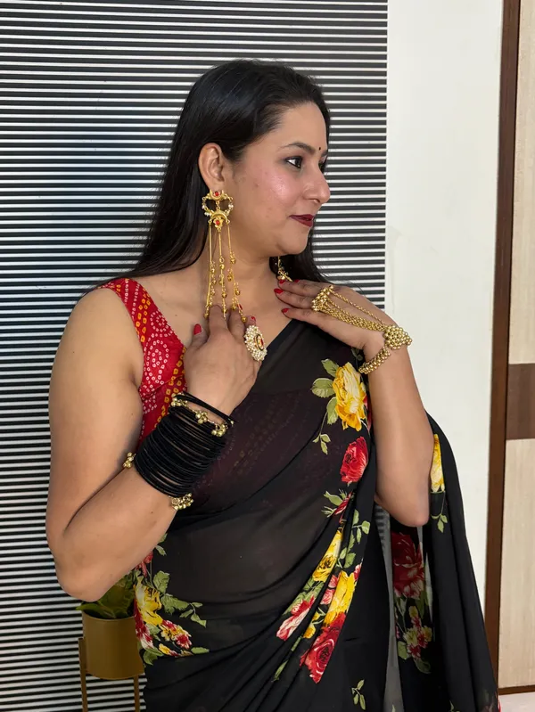 Printed_Daily_Wear_Georgette_Saree_With_Unstitched_Blouse_Piece