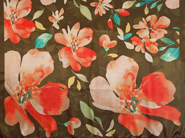 Silk_Blend_Printed_Saree_With_Unstitched_Blouse_Piece